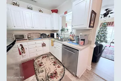 2050 Briarwood Drive, Kinston, NC 28501 - Photo 7