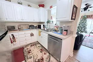 2050 Briarwood Dr, Kinston, NC 28501 - Photo 7