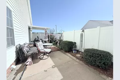 2050 Briarwood Drive, Kinston, NC 28501 - Photo 19