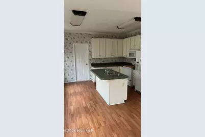 2917 Laurel Ridge Lane, Kinston, NC 28504 - Photo 5