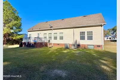 2917 Laurel Ridge Lane, Kinston, NC 28504 - Photo 3