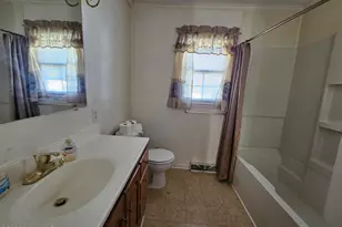 124 Kimberly Dr, Clinton, NC 28328 - Photo 11