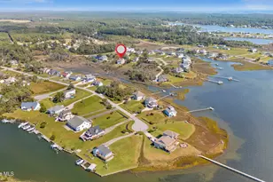306 Joan Ct, Beaufort, NC 28516 - Photo 3