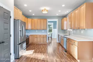306 Joan Ct, Beaufort, NC 28516 - Photo 15