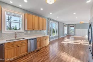 306 Joan Ct, Beaufort, NC 28516 - Photo 13