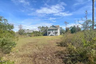 306 Joan Ct, Beaufort, NC 28516 - Photo 49