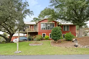 303 Live Oak St, Emerald Isle, NC 28594 - Photo 57