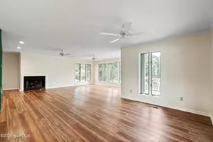 303 Live Oak St, Emerald Isle, NC 28594 - Photo 17