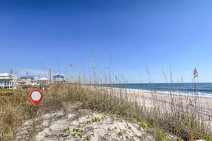 1318 N New River Dr, Surf City, NC 28445 - Photo 31