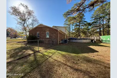 1247 Scenic Drive, Williamston, NC 27892 - Photo 9