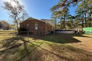 1247 Scenic Dr, Williamston, NC 27892 - Photo 9