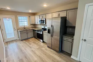1151 Cross Creek Cir, Greenville, NC 27834 - Photo 3