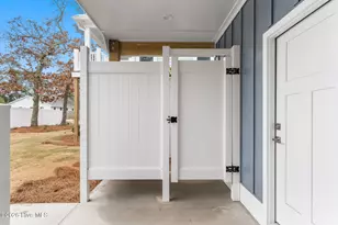204 NE 33rd St, Oak Island, NC 28465 - Photo 41