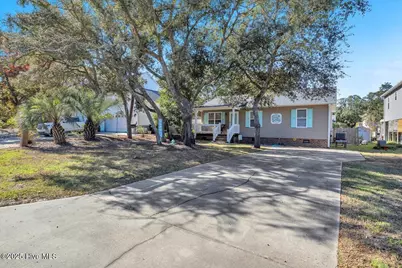 135 NE 36th Street, Oak Island, NC 28465 - Photo 41