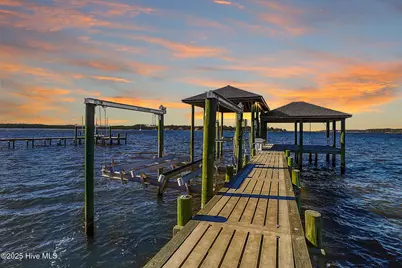 221 Creek Road, Beaufort, NC 28516 - Photo 13