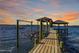 221 Creek Rd, Beaufort, NC 28516 - Photo 13