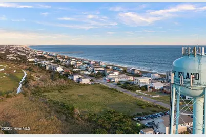 111 SE 78th Street, Oak Island, NC 28465 - Photo 9