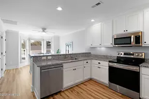 615 Broad St, Beaufort, NC 28516 - Photo 9