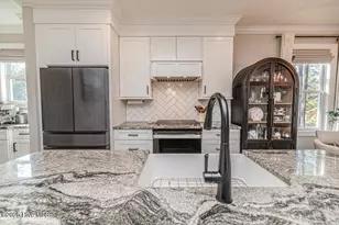 705 N Leak St, Southern Pines, NC 28387 - Photo 25