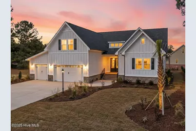 564 Fairburn Court NW, Calabash, NC 28467 - Photo 1