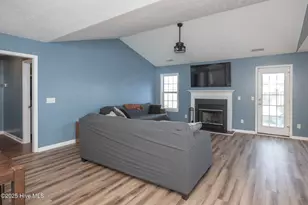 236 Red Carnation Dr, Holly Ridge, NC 28445 - Photo 9