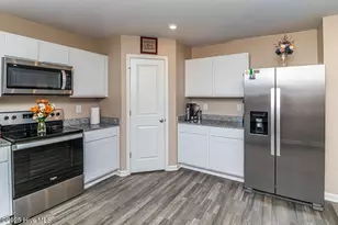 2134 Carriage Dr, Kinston, NC 28504 - Photo 7