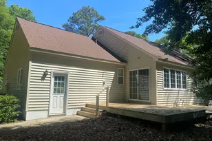 102 Chestnut Ct, Pine Knoll Shores, NC 28512 - Photo 3