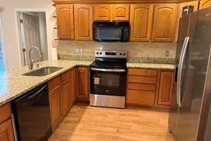 102 Chestnut Ct, Pine Knoll Shores, NC 28512 - Photo 11