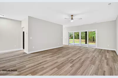 910 Montague Court, Jacksonville, NC 28546 - Photo 7