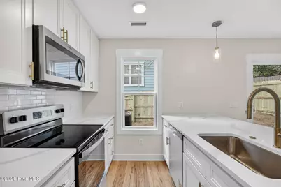 703 N 11th Street, Wilmington, NC 28401 - Photo 15
