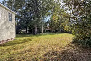1603 N McMillan Ave, Lumberton, NC 28358 - Photo 3