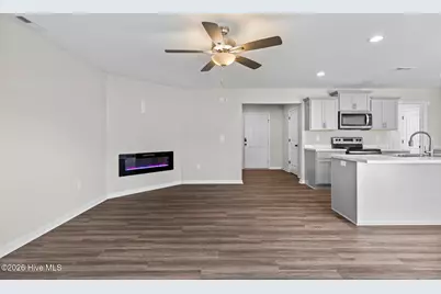 405 Reno Place, Jacksonville, NC 28540 - Photo 7