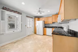 12 Village Green Cir, Southern Pines, NC 28387 - Photo 3