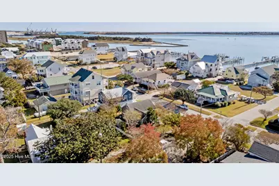 1112 Shepard Street, Morehead City, NC 28557 - Photo 41