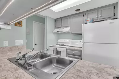 200 Lake Park Boulevard S #8a, Carolina Beach, NC 28428 - Photo 13