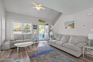 313 Loblolly St, Emerald Isle, NC 28594 - Photo 7