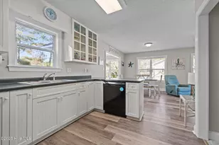 313 Loblolly St, Emerald Isle, NC 28594 - Photo 15