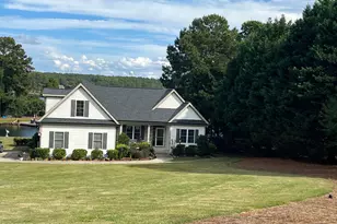 127 Shaw Dr, West End, NC 27376 - Photo 1