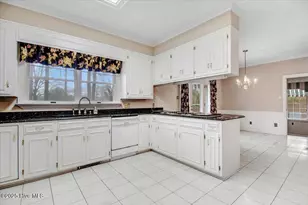 702 Hillcrest Dr, Mount Olive, NC 28365 - Photo 17