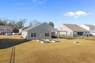 4449 Marthas Vlg Ln, Ayden, NC 28513 - Photo 29