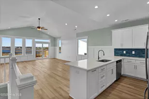 705 S Topsail Dr, Surf City, NC 28445 - Photo 21