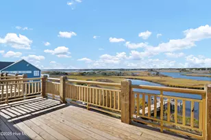 705 S Topsail Dr, Surf City, NC 28445 - Photo 61