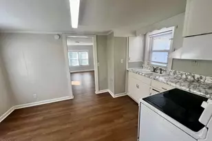 202 Lewis St, Bladenboro, NC 28320 - Photo 13
