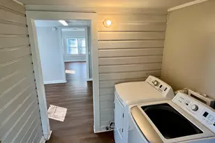 202 Lewis St, Bladenboro, NC 28320 - Photo 17
