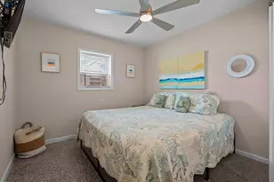 301 Henderson Blvd, Atlantic Beach, NC 28512 - Photo 19
