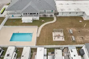 301 Henderson Blvd, Atlantic Beach, NC 28512 - Photo 33