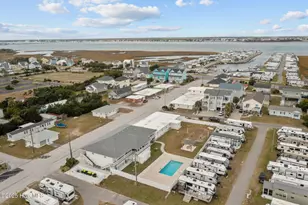 301 Henderson Blvd, Atlantic Beach, NC 28512 - Photo 31