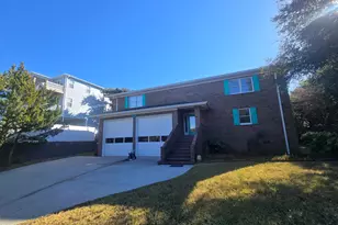 5901 McLean St, Emerald Isle, NC 28594 - Photo 1