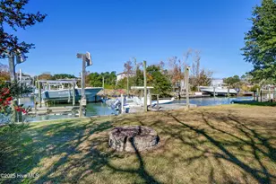 1017 Mallard Bay Rd, Hampstead, NC 28443 - Photo 3