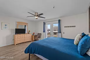 111 Florida Ave, Carolina Beach, NC 28428 - Photo 19